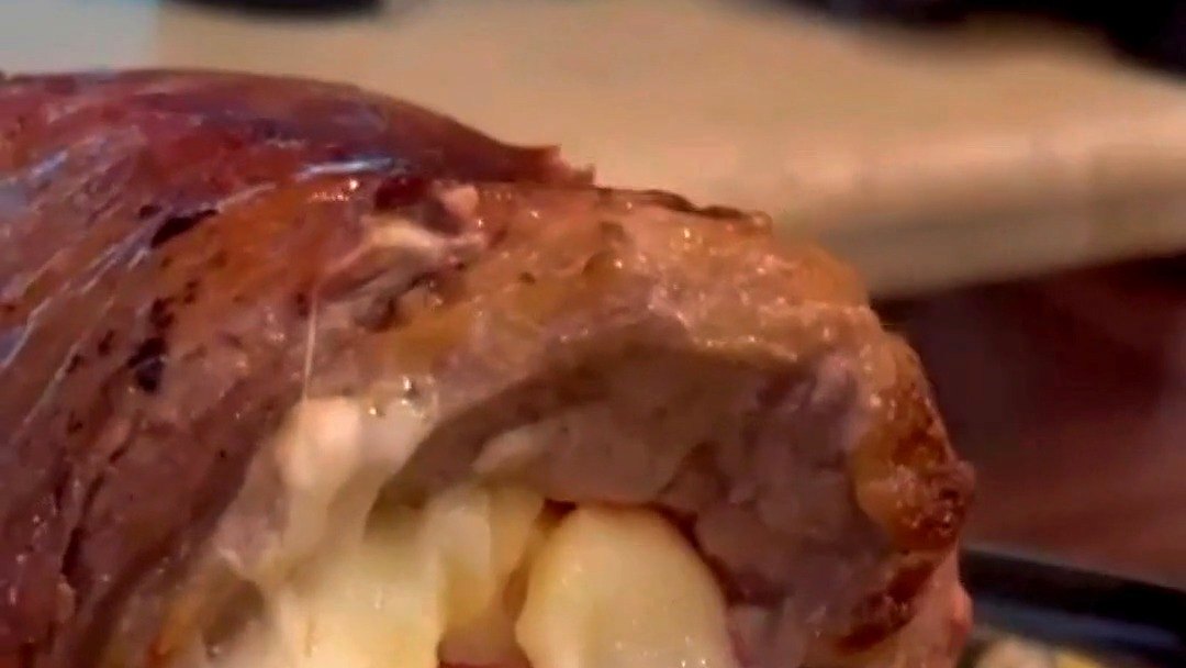 Picanha ao avesso recheada, servida à la carte